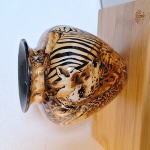 #AFA African animal pottery vase